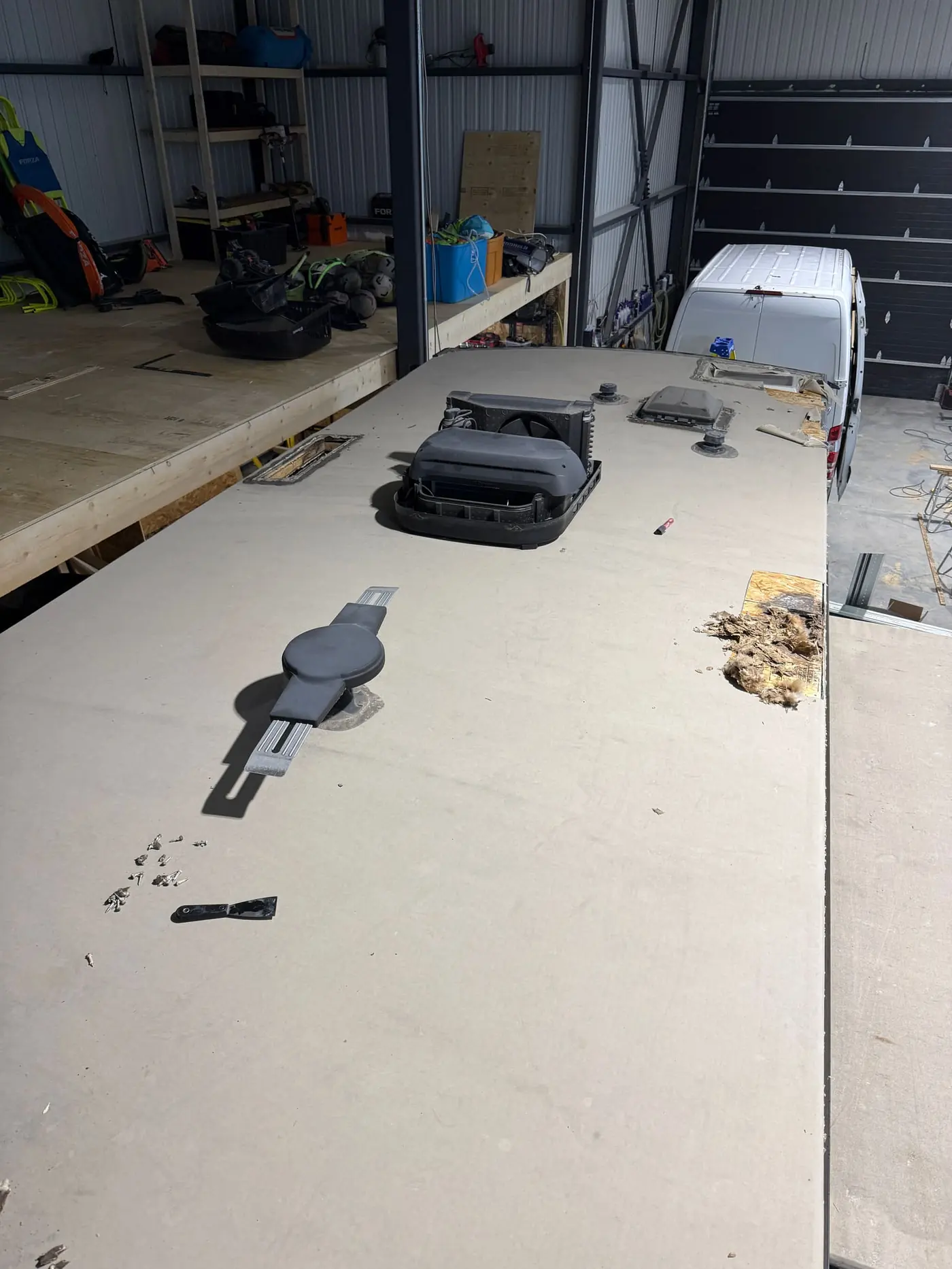 Avant changement de membrane de toiture sur un VR à Gatineau